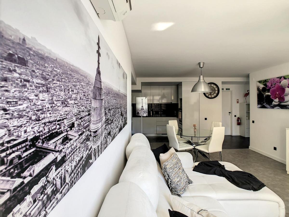Apartment Ocean Breeze By Lovelystay *