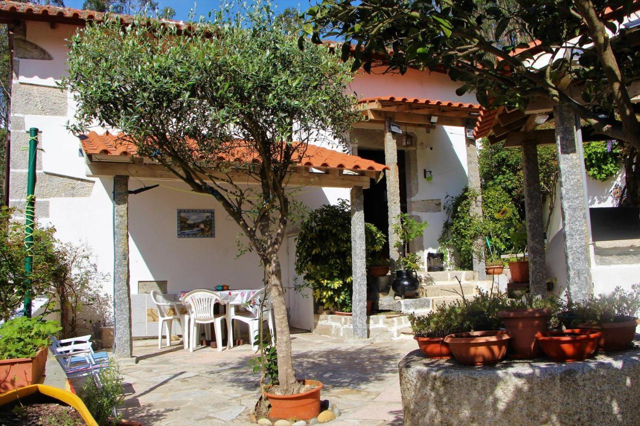Casa Da Azenha Branca Сasa de vacaciones Castelo Do Neiva
