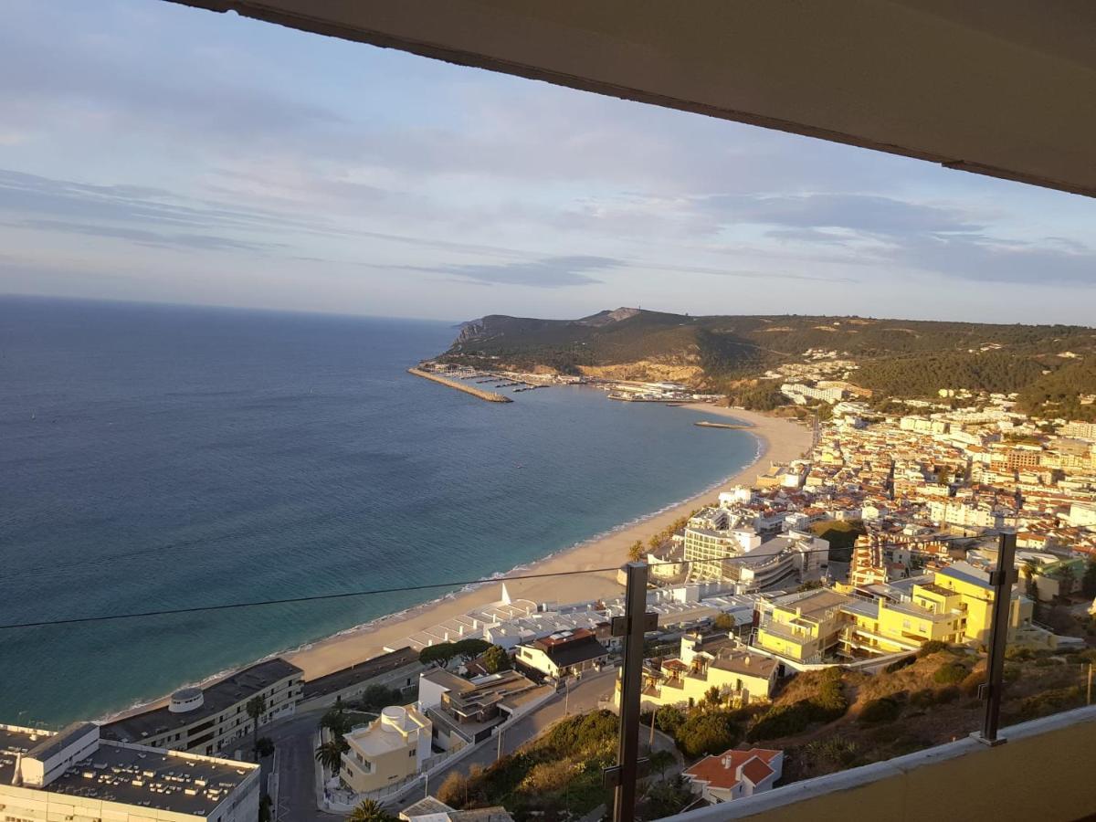 Turquoise Turtle - With Seaview And A/c * Sesimbra