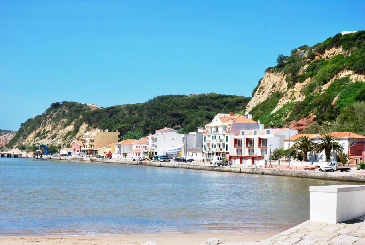Ship - 4 Bedroom Duplex With Sea And Pool Views, 1km From The Apartment Sao Martinho do Porto