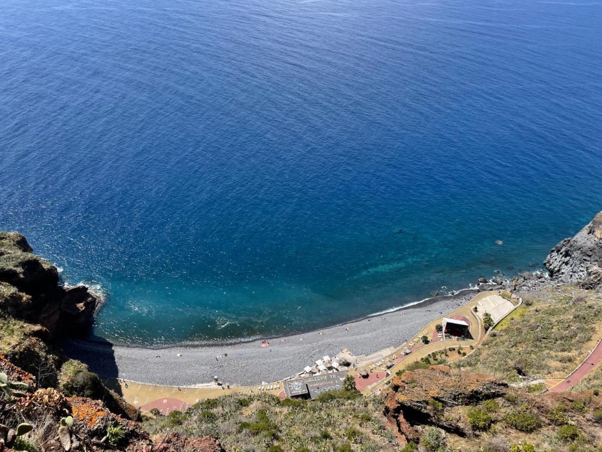 Panoramic Views I I * Canico (Madeira)