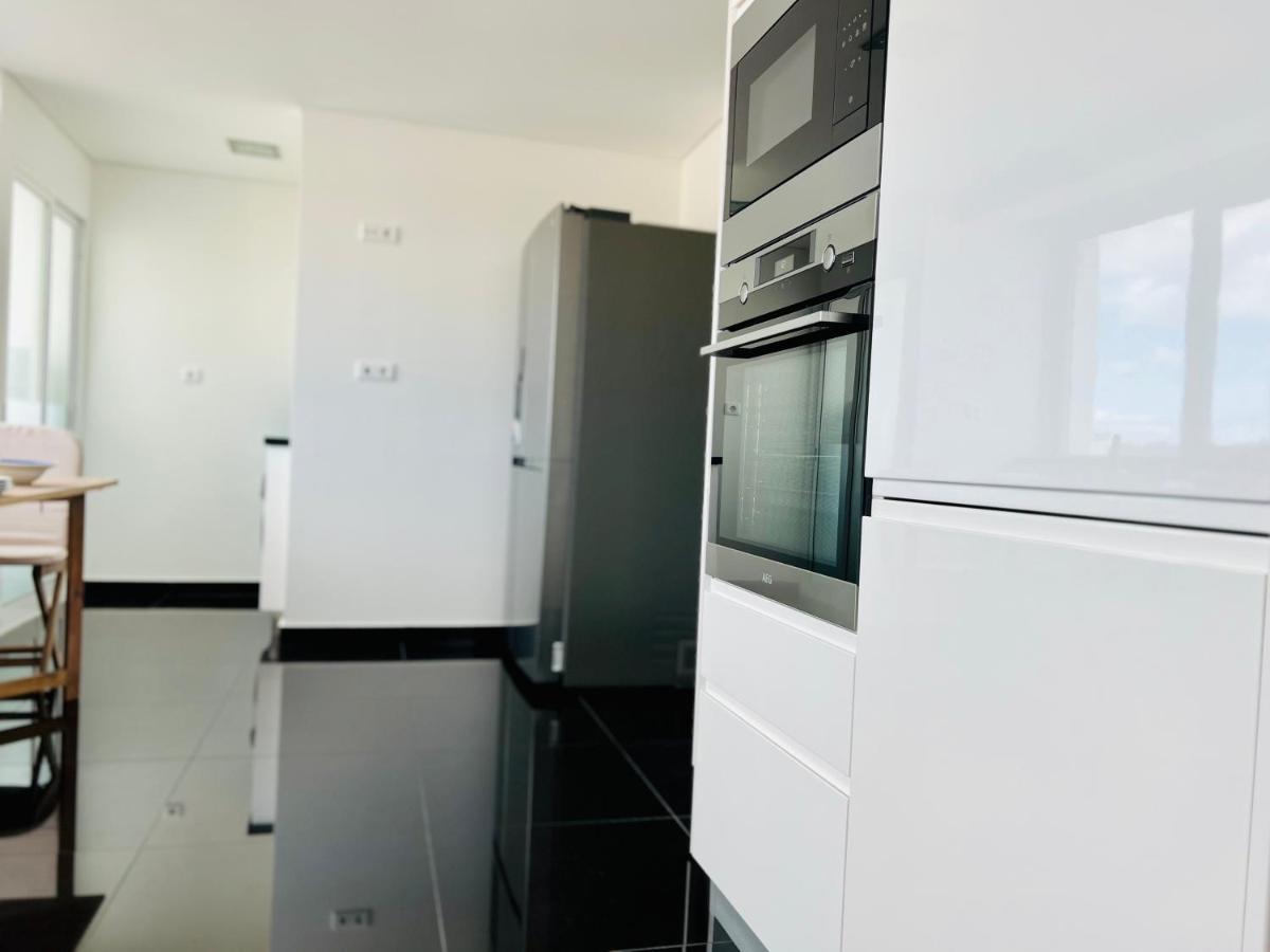 Front Line, Sea View, Luxury Penthouse In Caparica * Costa da Caparica