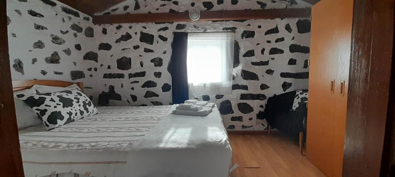 Holiday home Al - Adega Do Terra Madalena (Azores)
