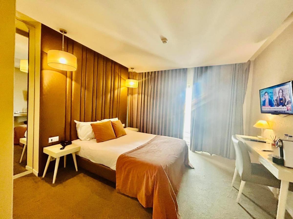 De Plaza & Hotel 4*