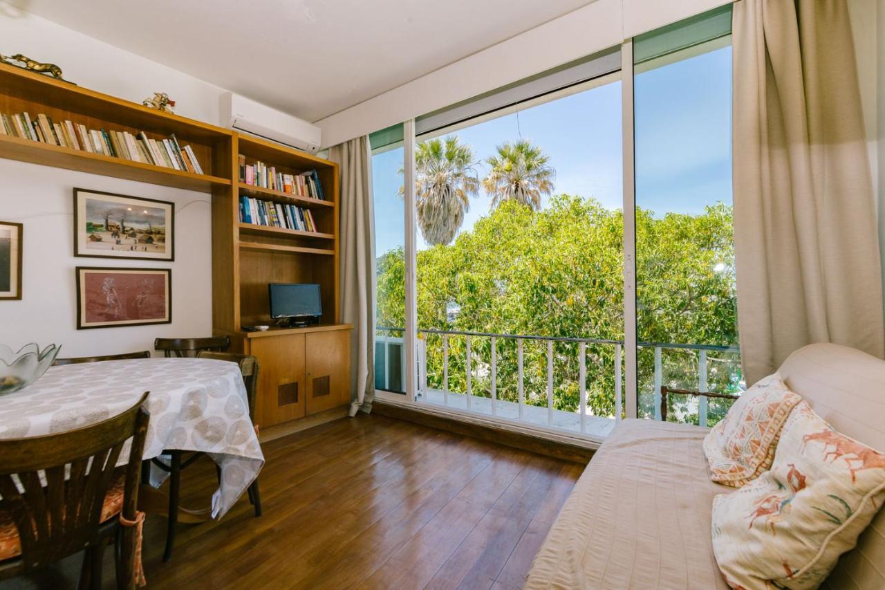 Rent4rest Beachfront Estoril