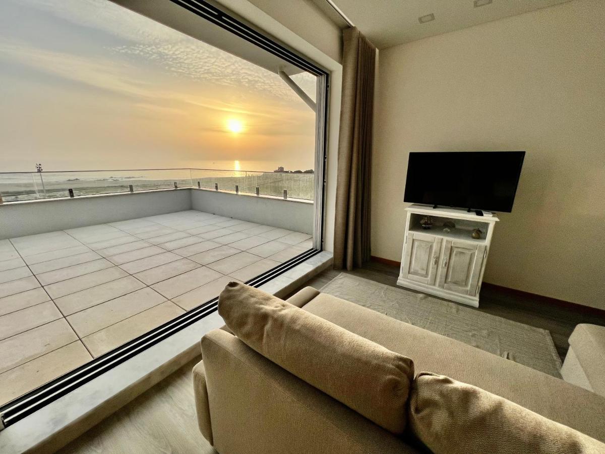 Apartment Povoa De Varzim-sleeps4-beachfront-ac-parking Povoa de Varzim