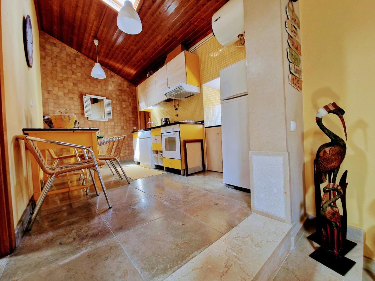 Casa Azenhas By Lisbon Village Holiday home