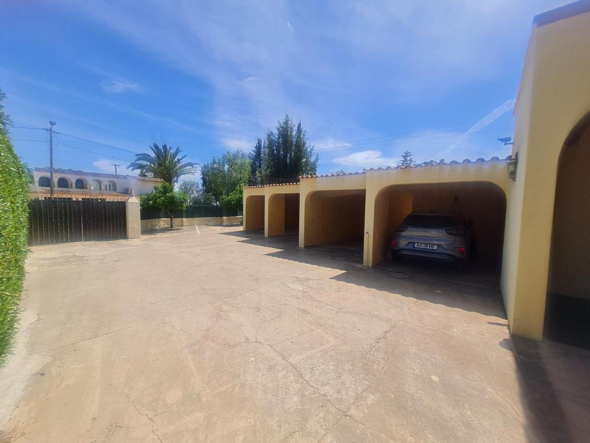 Bed & Breakfast Villa Paraiso - Naturism Optional Adults Only Porches (Algarve)