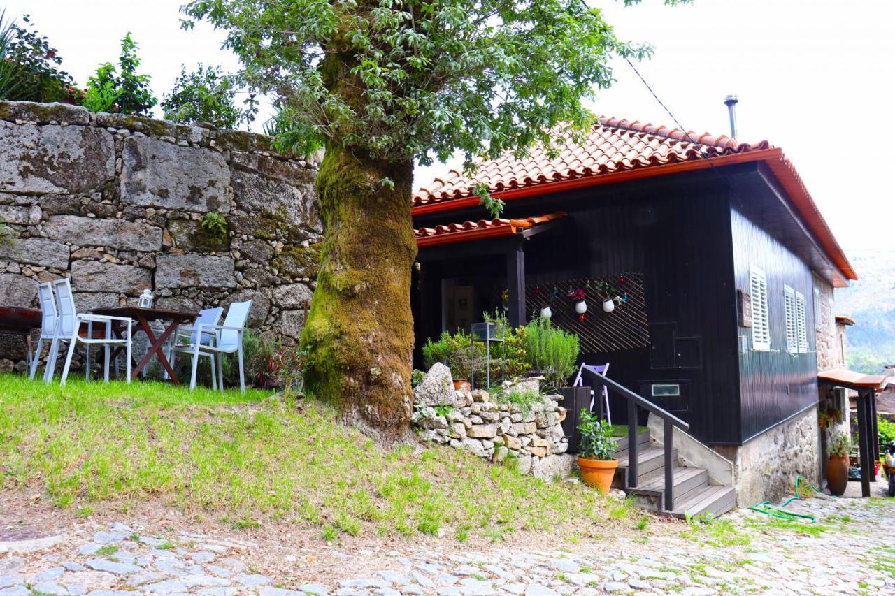 Casa Do Carvalho By Geres Casas * Campo do Geres