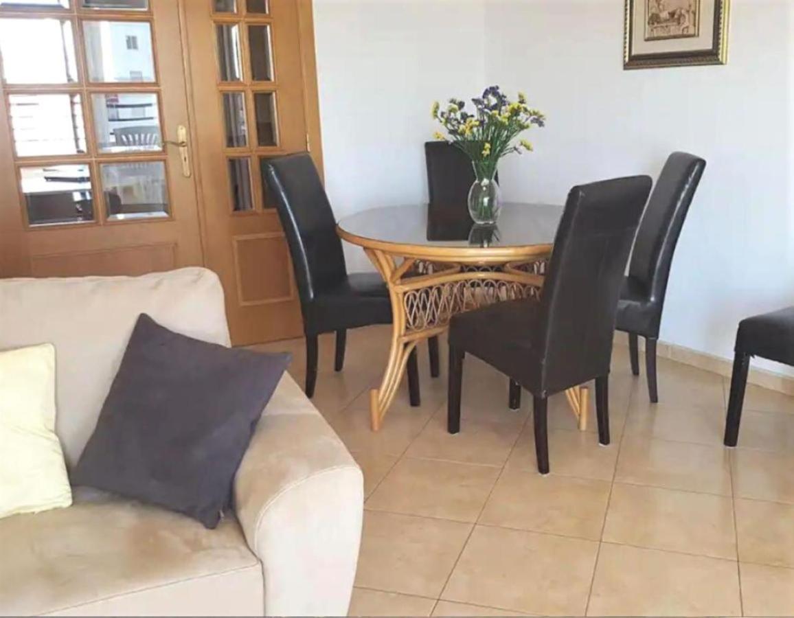 Lover's Paradise: 3br 2 Min From The