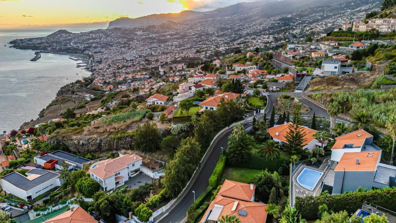 Ample With Pool And Gorgeous Ocean View Villa Funchal (Madeira)