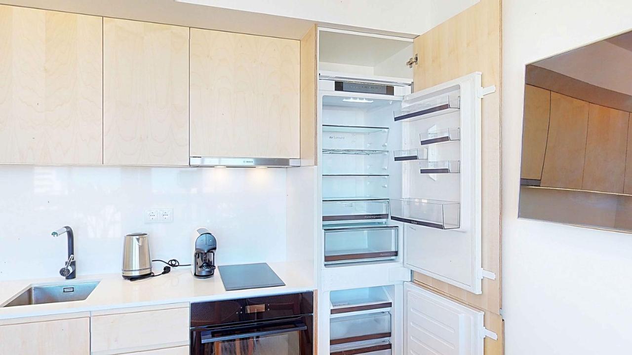 Sea Nest Apartment *