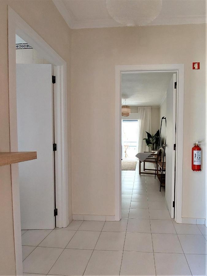 Ferias Perfeitas A Poucos Metros Do Mar Em Quarteira! Appartement *