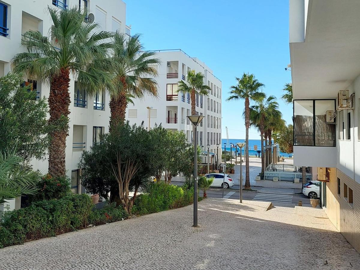 Appartement Ferias Perfeitas A Poucos Metros Do Mar Em Quarteira! *