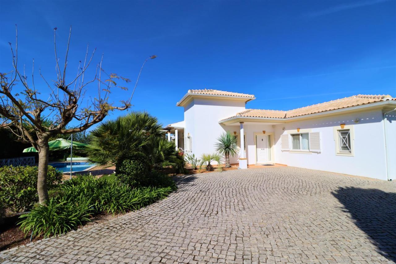 Joia - 3 Bedroom With Swimming Pool In Boliqueime, Near Vilamoura, Algarve Villa