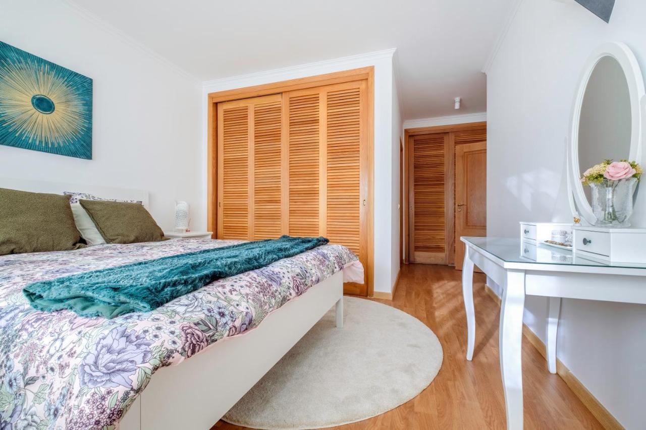 T3 D'el Rey Apartment *
