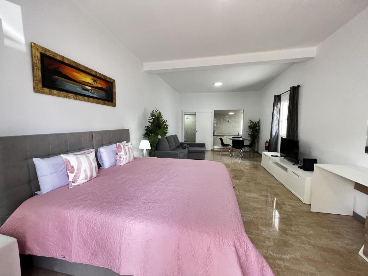 Apartment Away From Canical (Madeira)