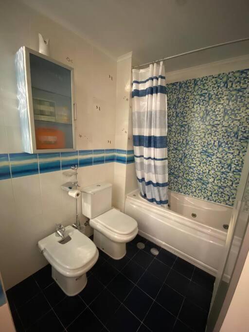 Apartamento Atlantic Lodge, 1ª Linha De Praia! Costa da Caparica
