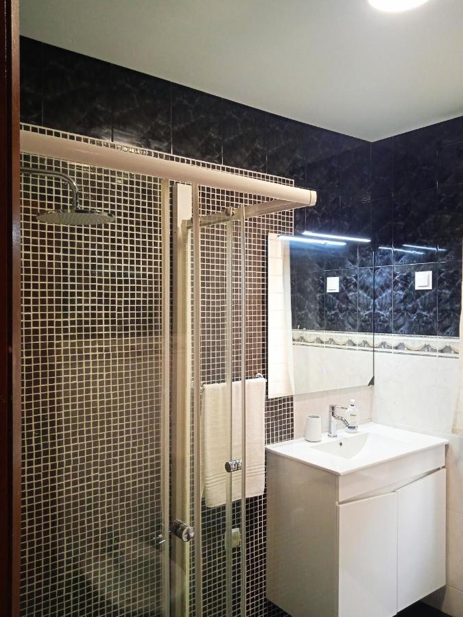 Chalas Place Apartamento
