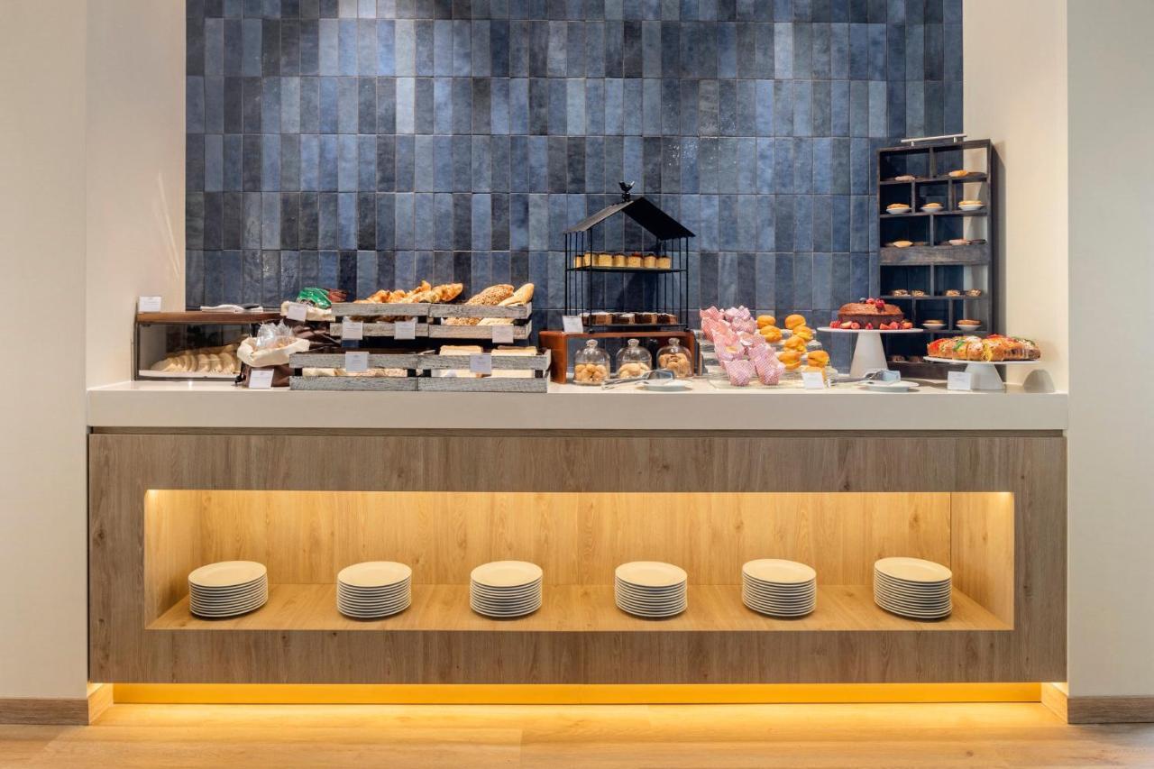 Crowne Plaza - Caparica Lisbon Hotel
