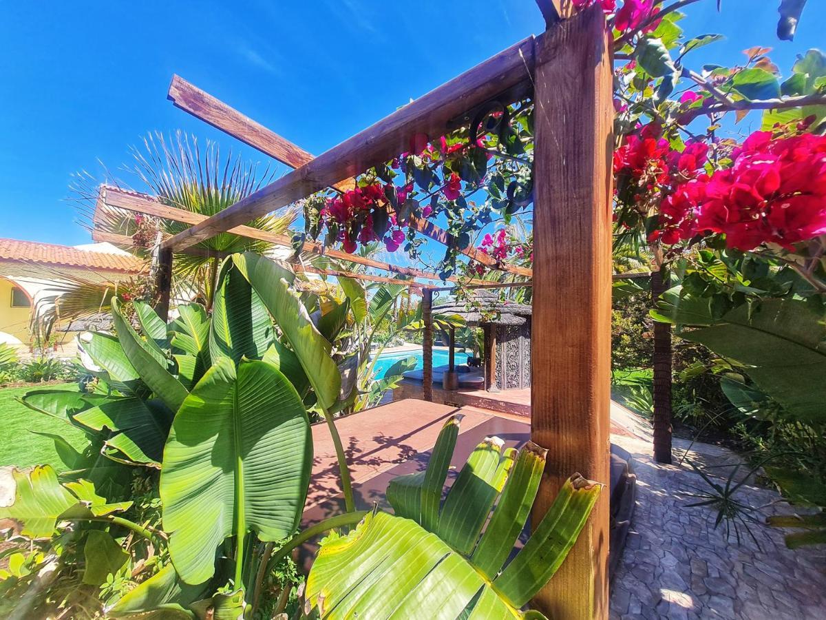 Bed & Breakfast Villa Paraiso - Naturism Optional Adults Only Porches (Algarve)