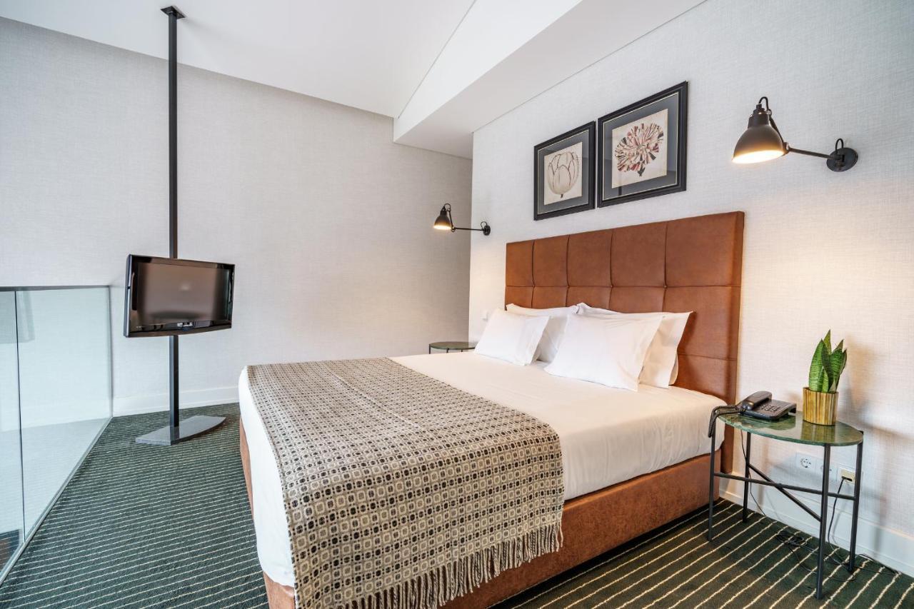 - Hotel, Termas & 4*