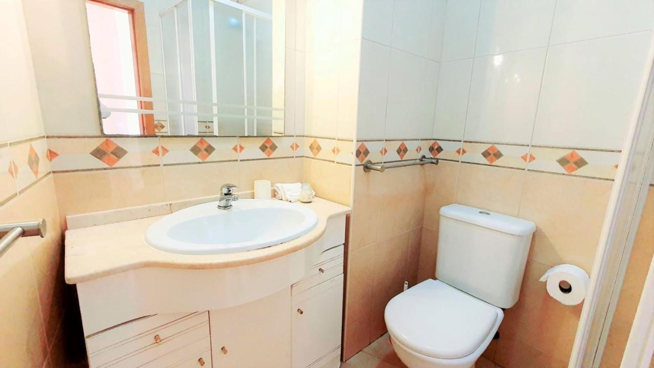 Apartment Lover's Paradise: 3br 2 Min From The