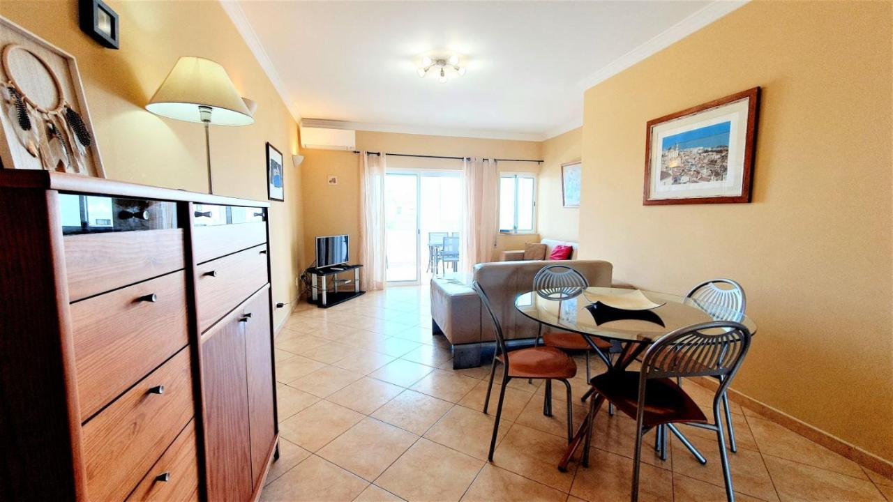 Apartamento Vacation: 2br Steps To The Quarteira