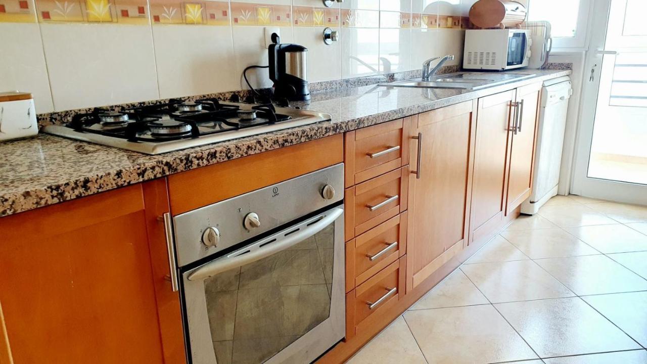 Vacation: 2br Steps To The * Quarteira