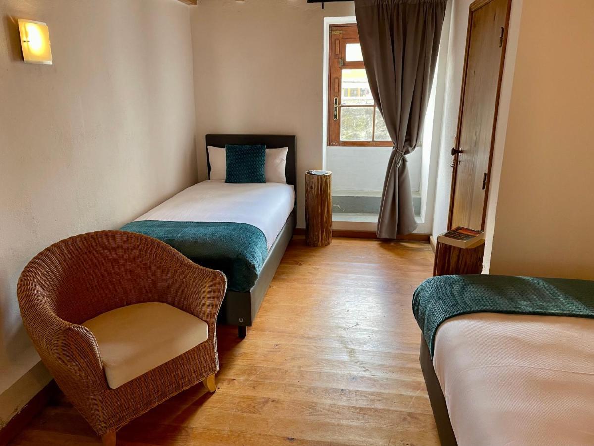 Patio Lodge