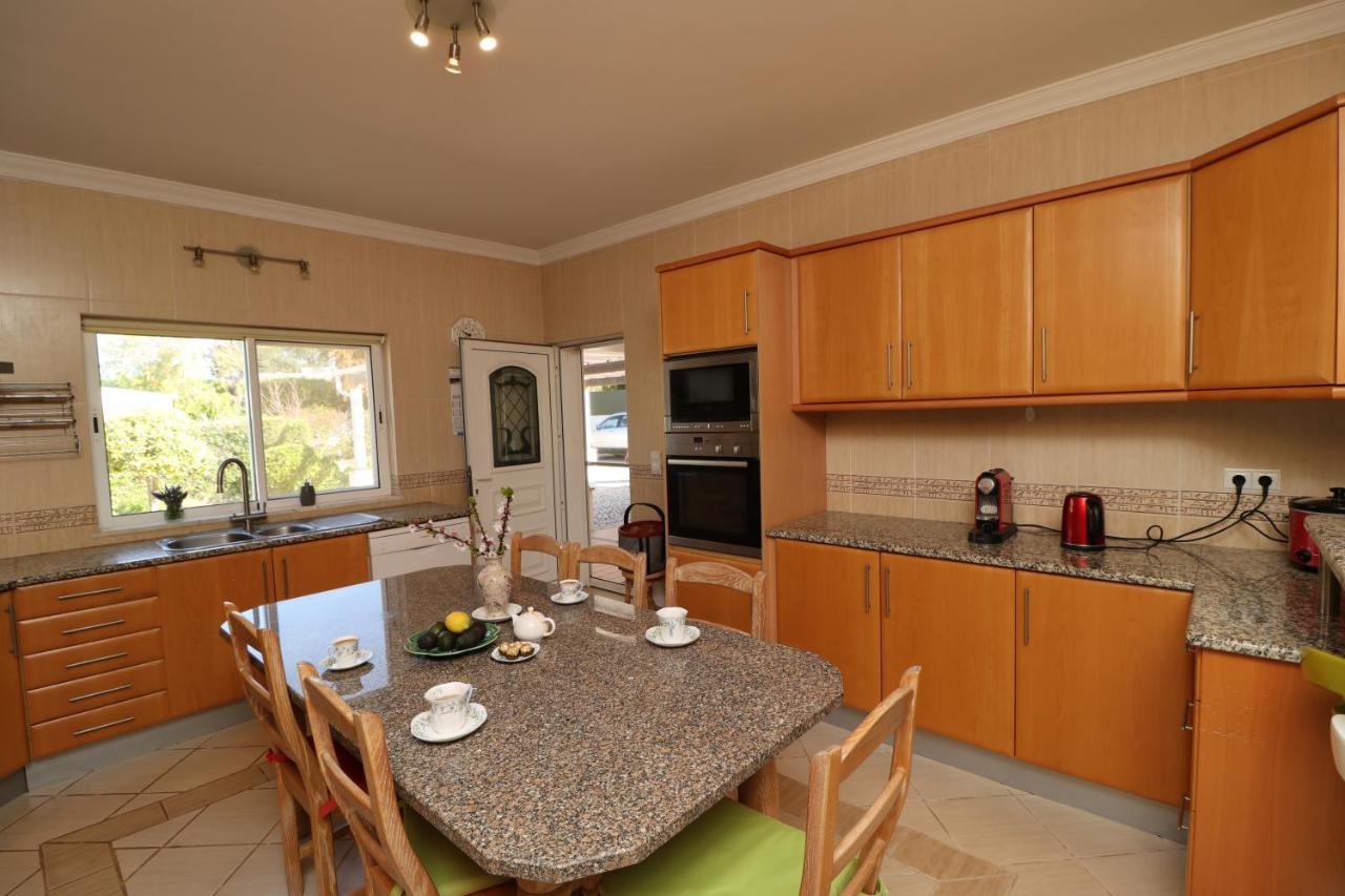 Villa Joia - 3 Bedroom With Swimming Pool In Boliqueime, Near Vilamoura, Algarve