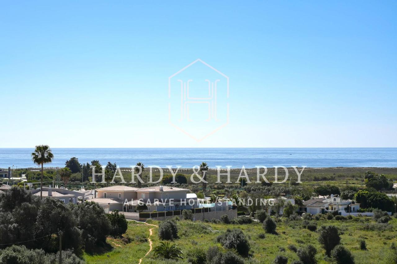 Apartamento H&h: Chic Seaside Near Meia