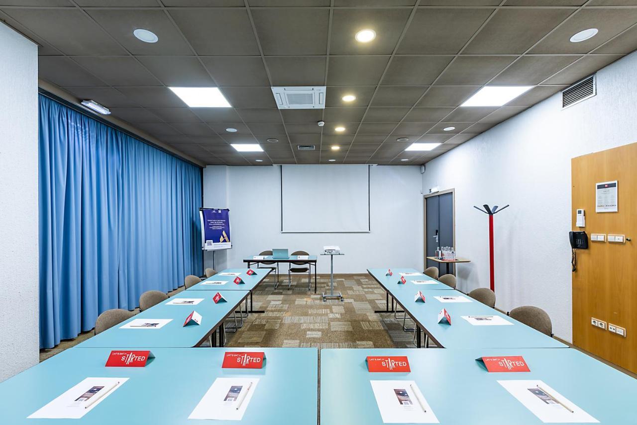 Ibis Porto Gaia 2*