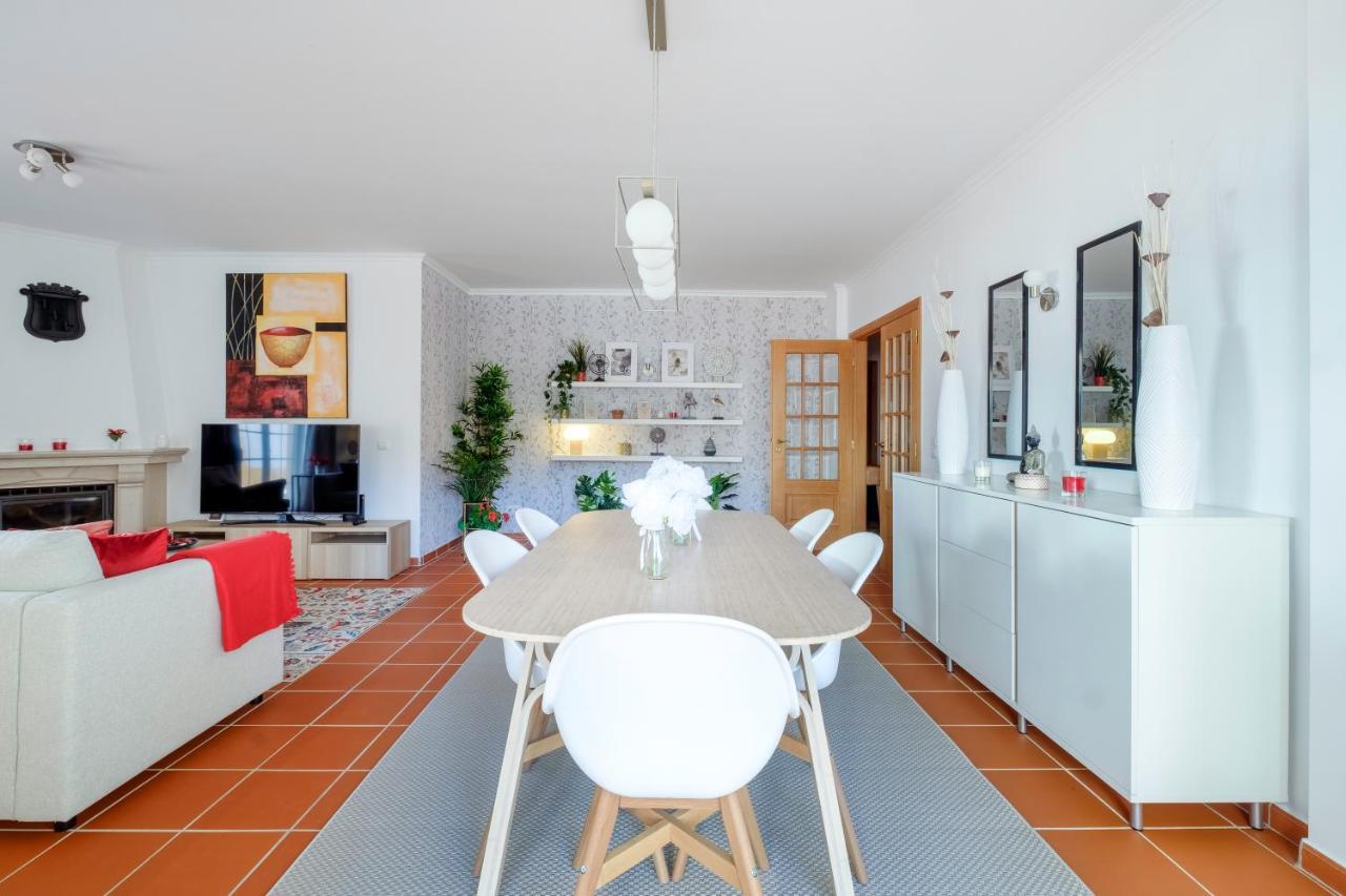 T3 D'el Rey Apartment