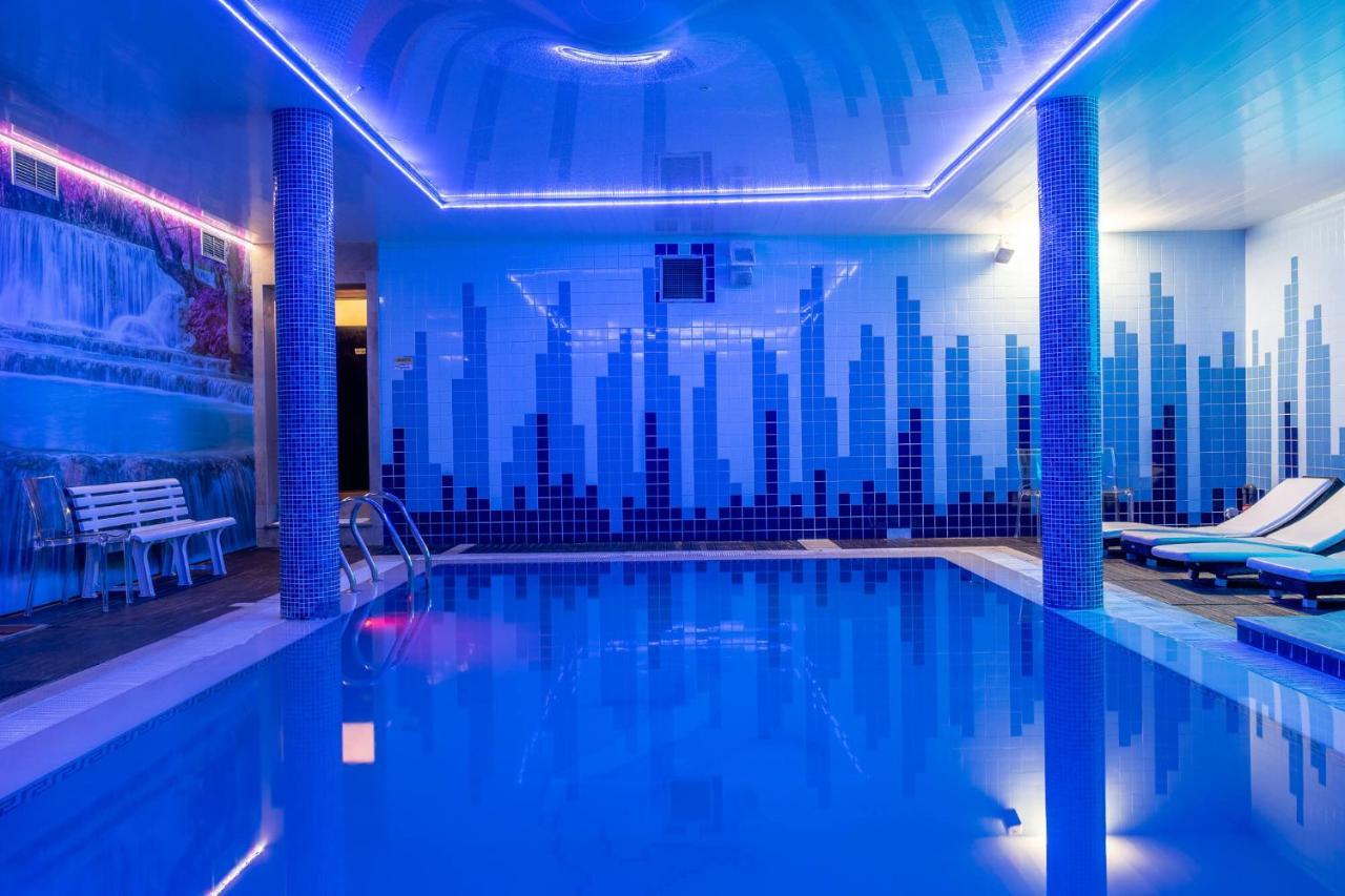 De Plaza & Hotel 4*