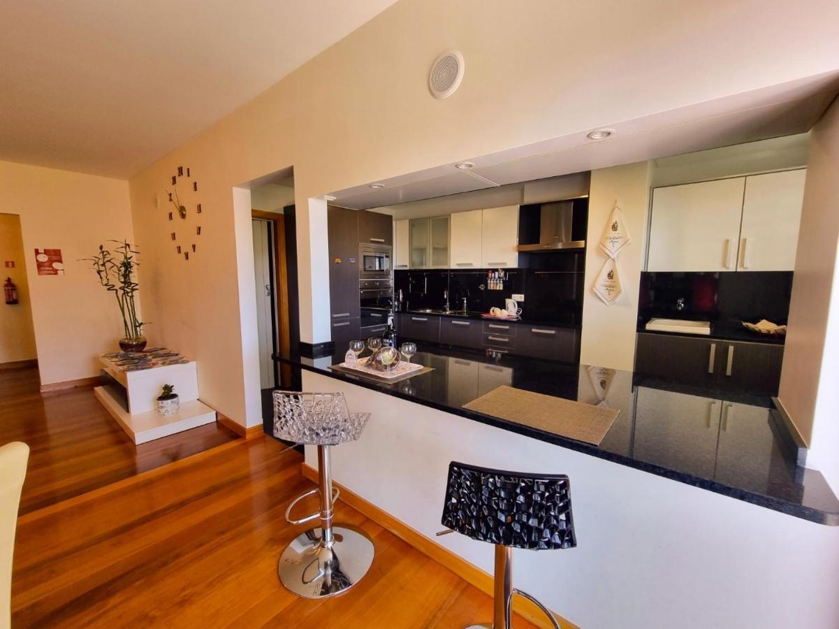 Apartamento Panoramic Sunrise And Sunset Views, 5 Min From Funchal, Perfect Getaway For Travelers Funchal (Madeira)