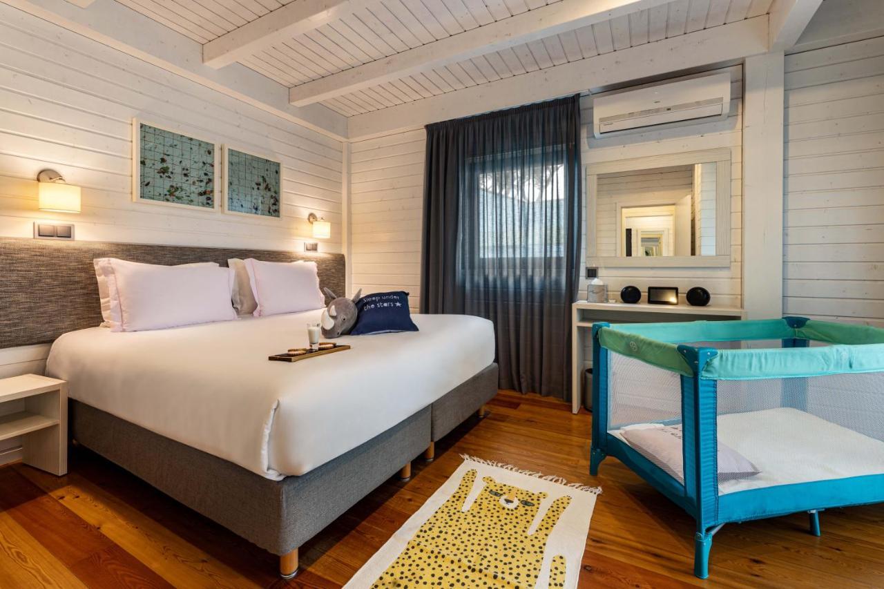 The Magnolia (adults Only)