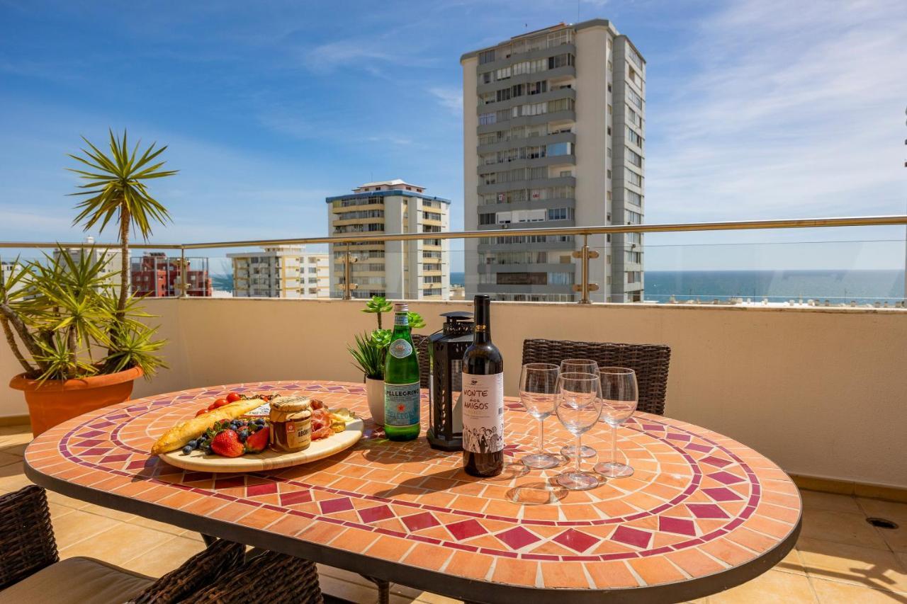 Seaview Penthouse In Algarve With Spacious Terrace *