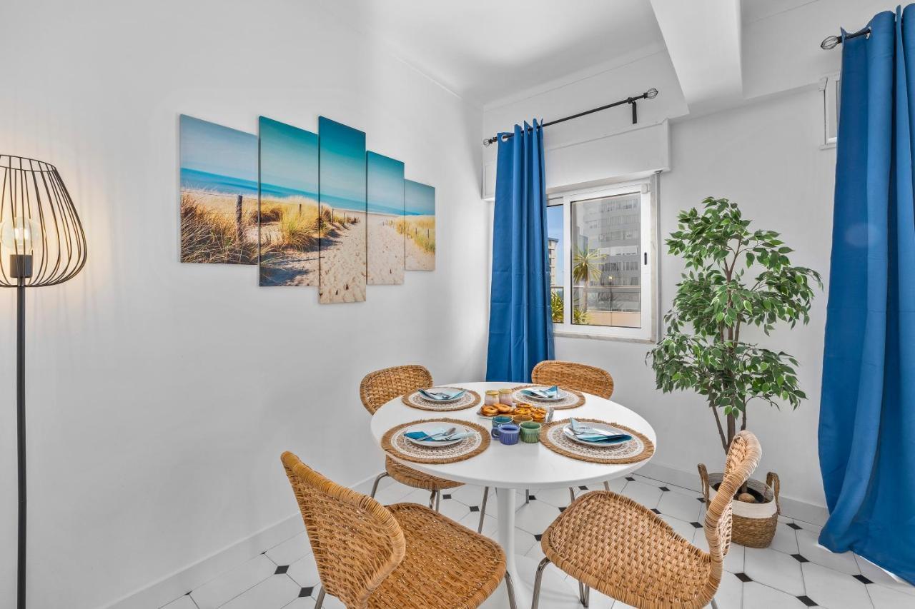 Seaview Penthouse In Algarve With Spacious Terrace *