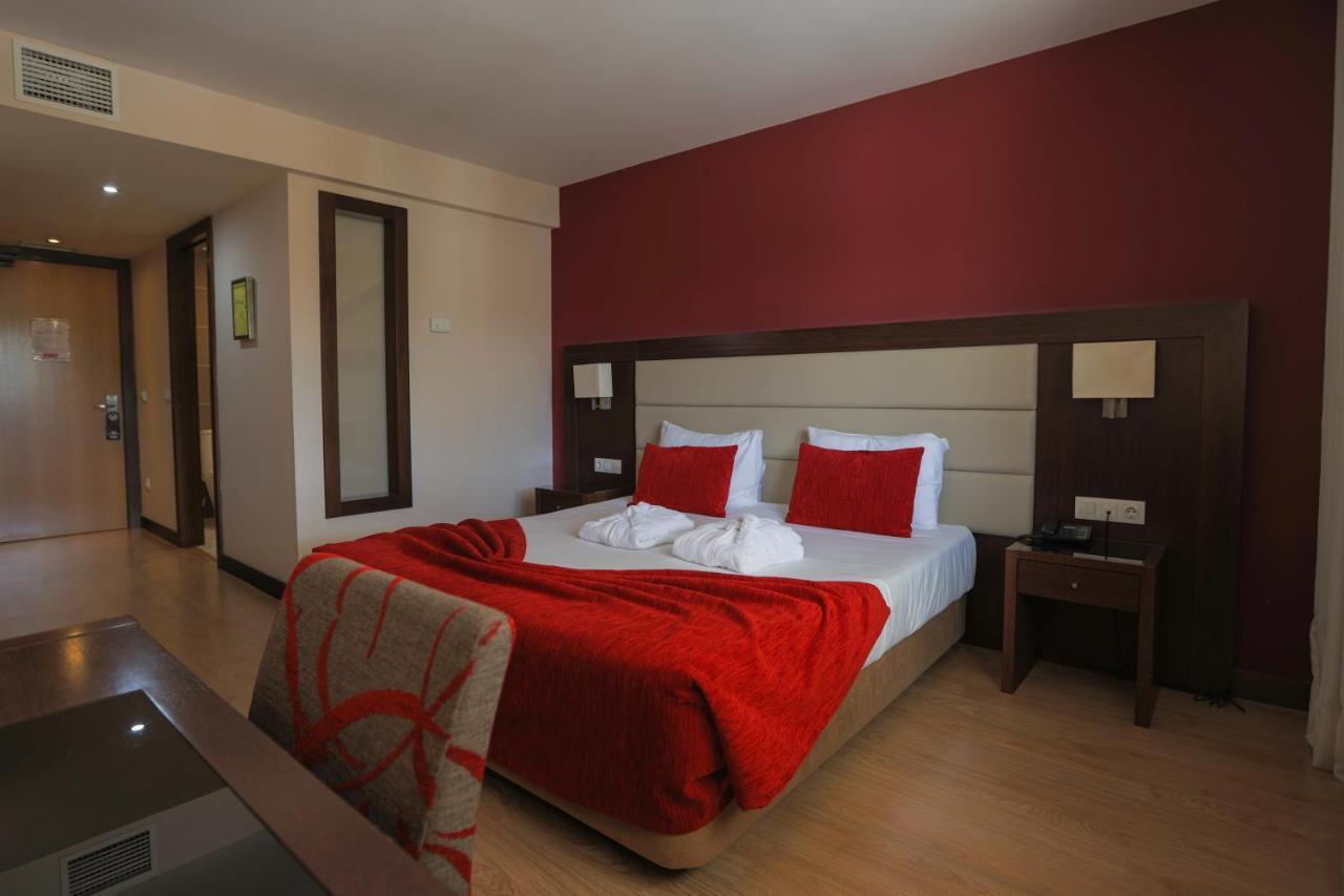 Palace E Monte Rio 4*