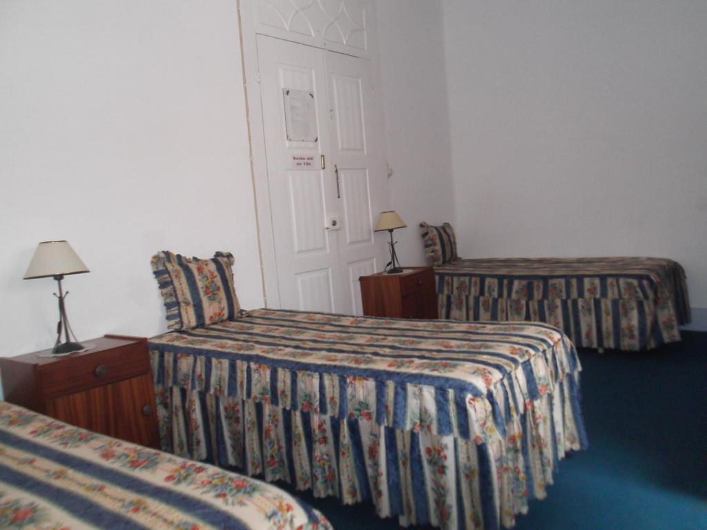 Residencial Galo D'ouro Guest house