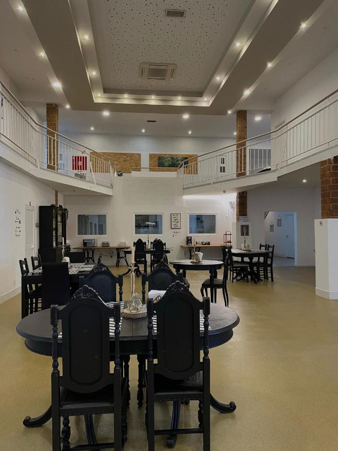 Quinta Lagus - *