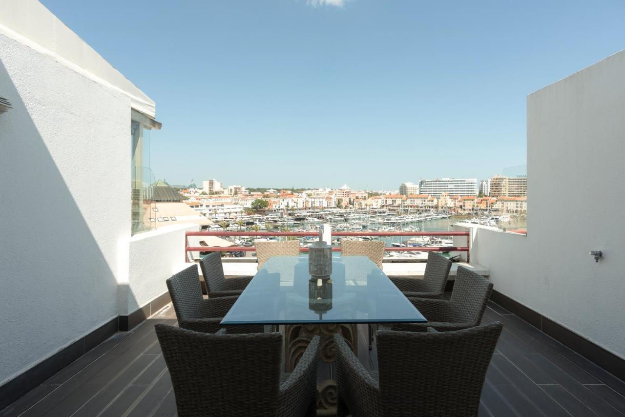 Marina Triplex