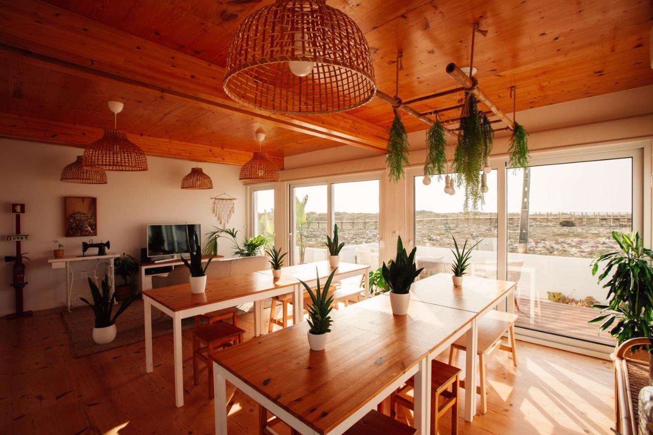 Bed & Breakfast We Surf House *