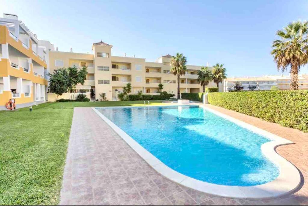 Vilamoura-praia Da Falesia T2 Apartment Quarteira