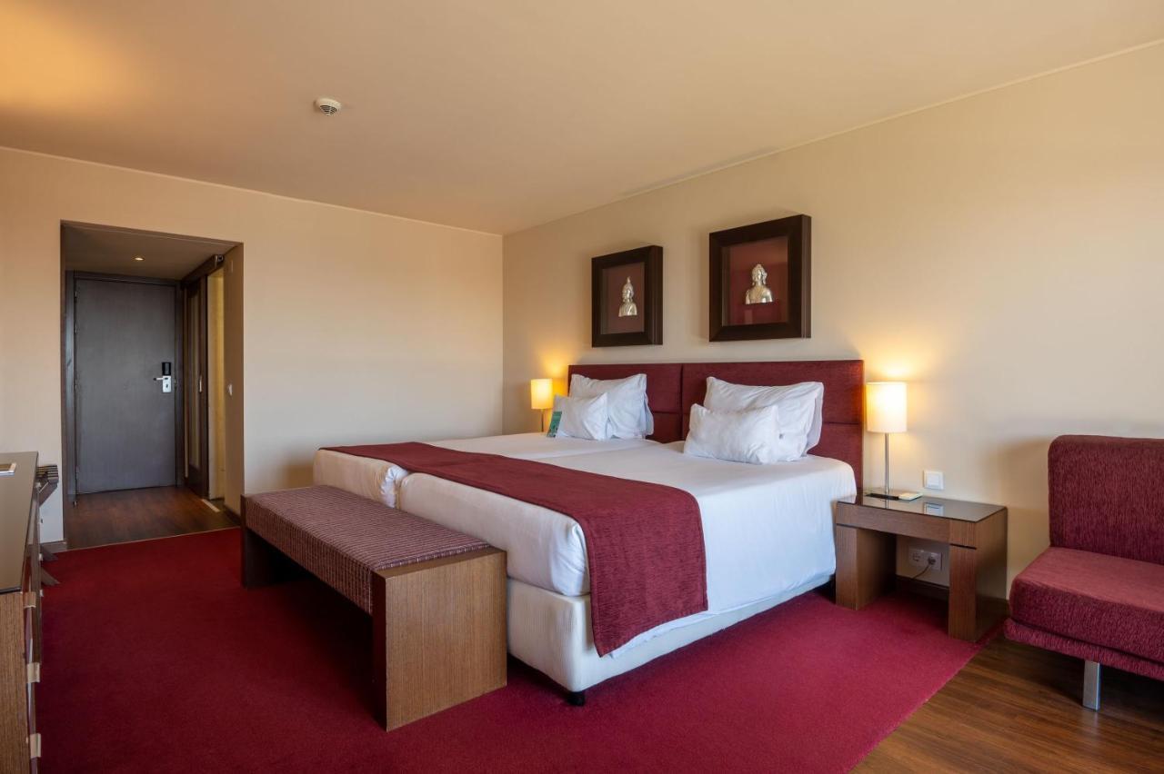 Gale Hotel