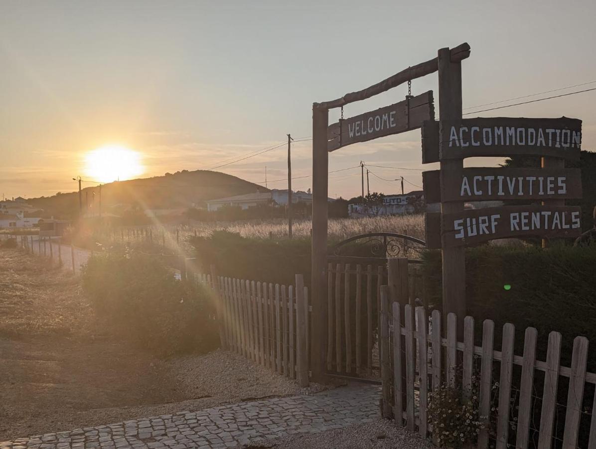 Good Feeling Hostel & Guest House Albergue Raposeira (Faro)
