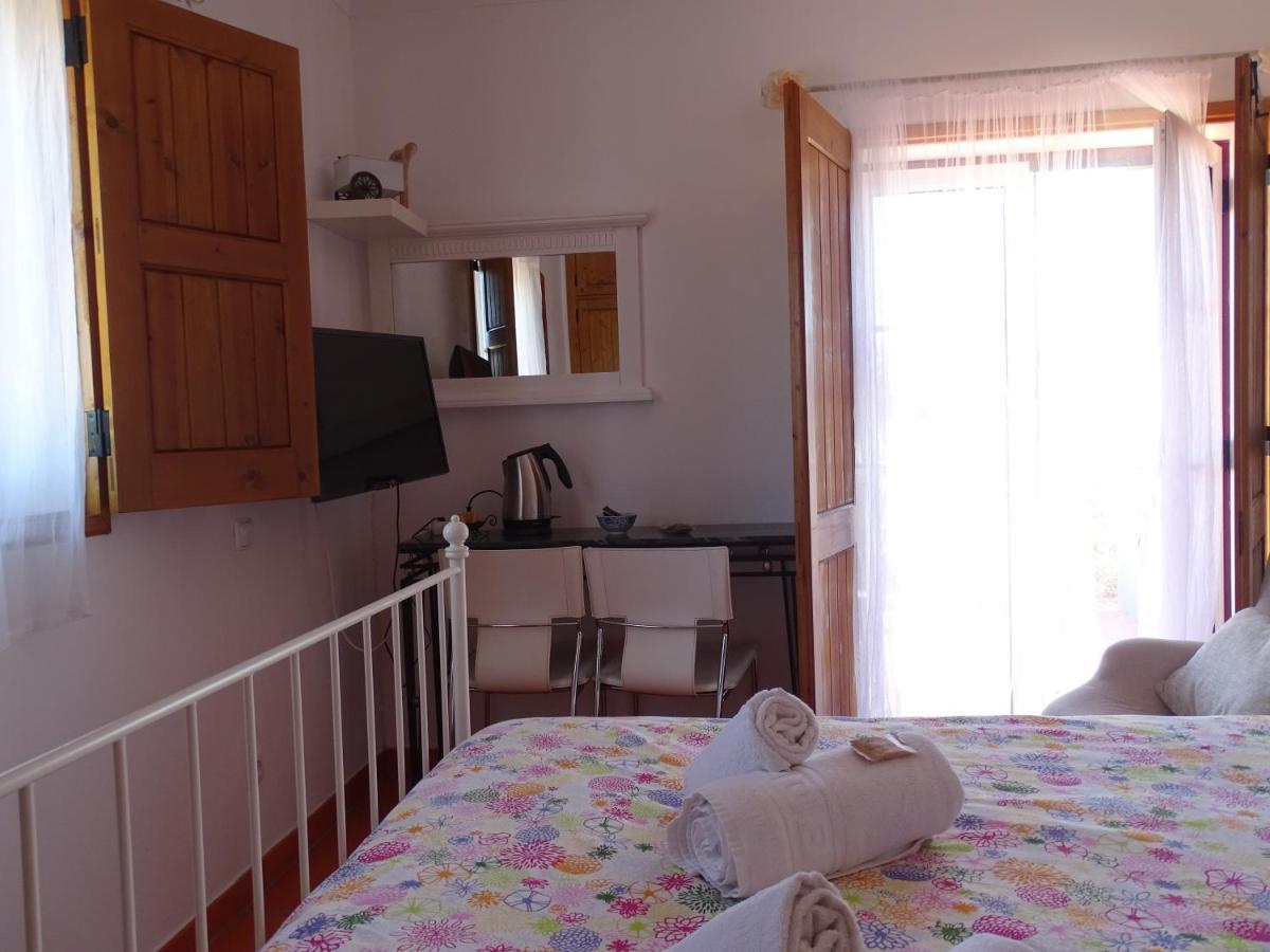 Guest house Monte Sol Ar Do Farol