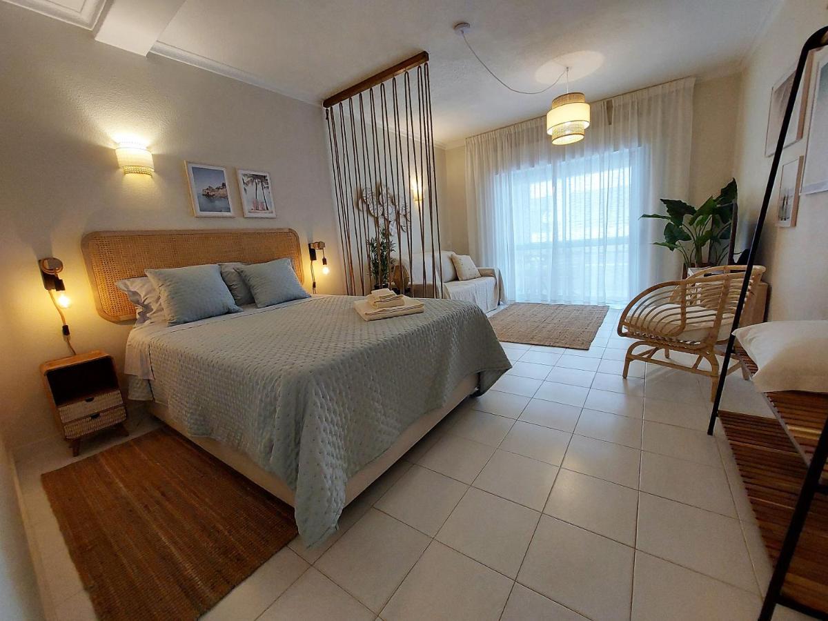 Ferias Perfeitas A Poucos Metros Do Mar Em Quarteira! Appartement