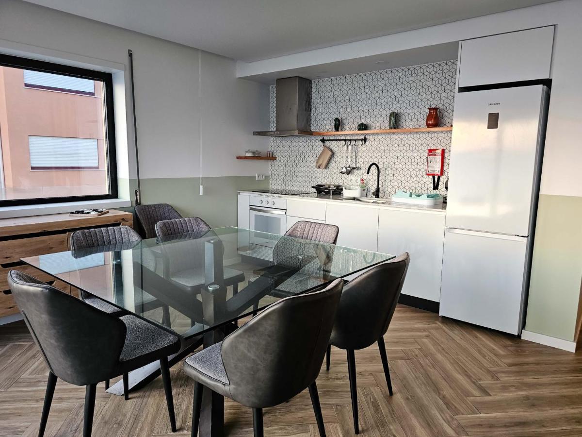 Custodio Sea Apartment *
